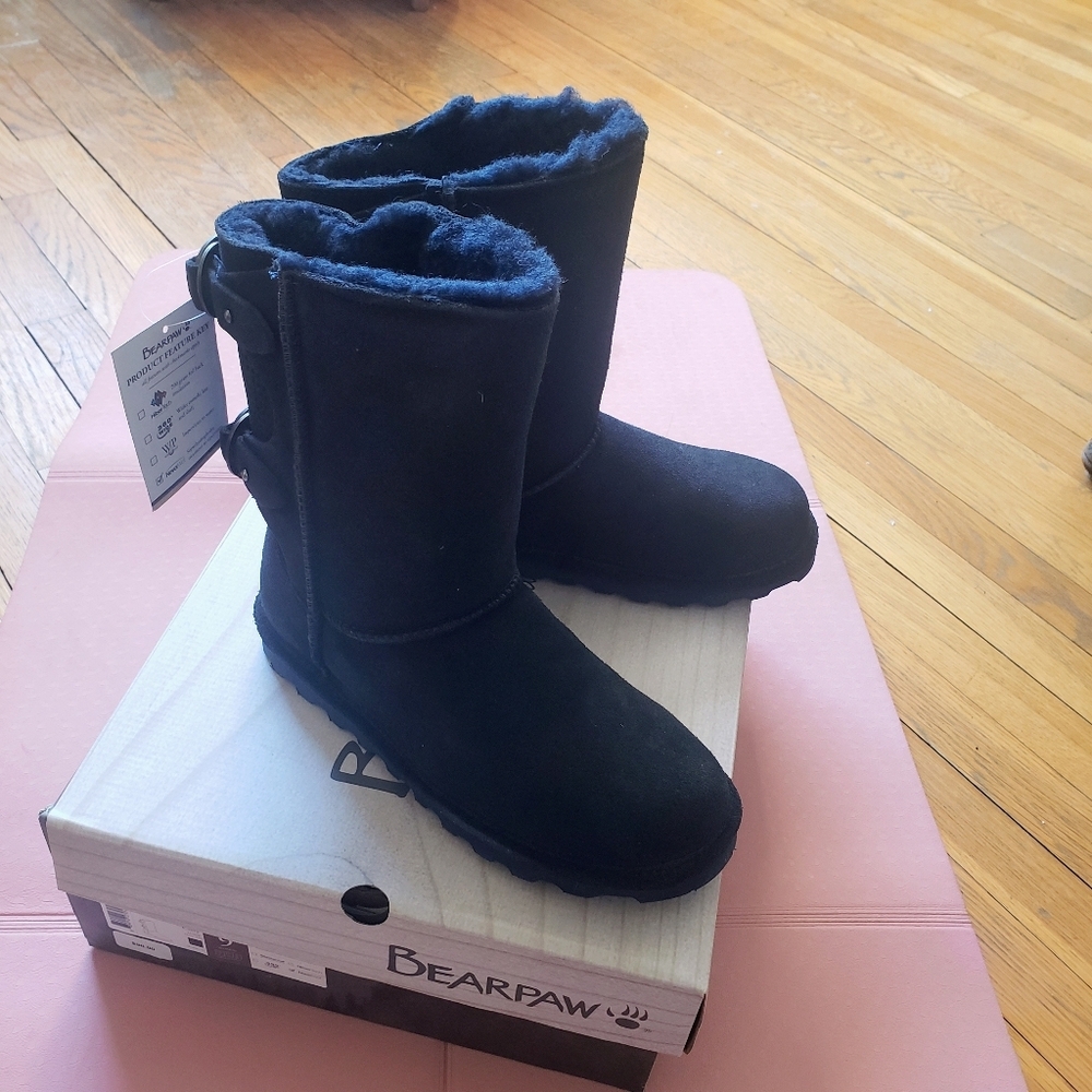 BearPaws Dark Blue Navy Suede Winter Boots Size 9 Womens NEW in Box